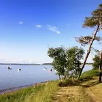 Werder -- L I E G E P L A T Z -- Ostsee 150m I Sauna I Ekamin I An Ostsee Bis 8 Pers I By 