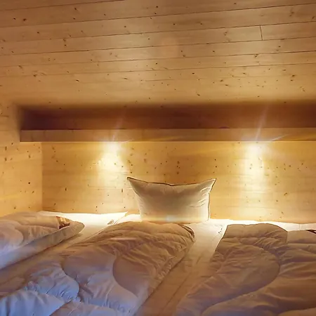 Werder -- L I E G E P L A T Z -- Ostsee 150m I Sauna I Ekamin I An Ostsee Bis 8 Pers I By 