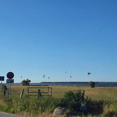 Werder -- L I E G E P L A T Z -- Ostsee 150m I Sauna I Ekamin I An Ostsee Bis 8 Pers I By 