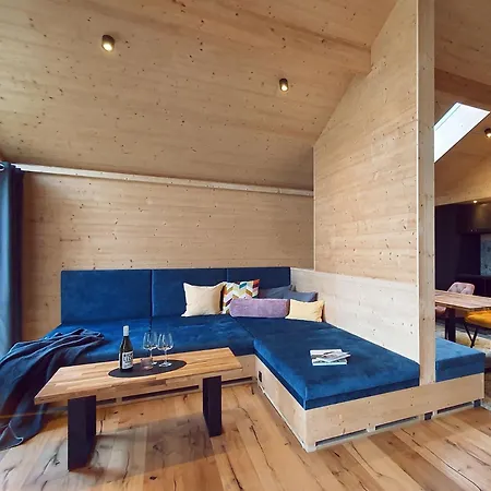 Werder -- L I E G E P L A T Z -- Ostsee 150m I Sauna I Ekamin I An Ostsee Bis 8 Pers I By 