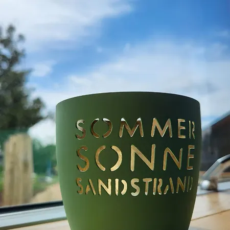 Werder -- L I E G E P L A T Z -- Ostsee 150m I Sauna I Ekamin I An Ostsee Bis 8 Pers I By 