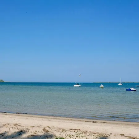 Werder -- L I E G E P L A T Z -- Ostsee 150m I Sauna I Ekamin I An Ostsee Bis 8 Pers I By 