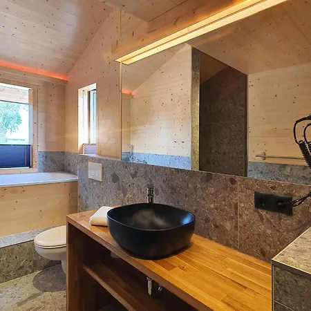 Holiday home Werder -- L I E G E P L A T Z -- Ostsee 150m I Sauna I Ekamin I An Ostsee Bis 8 Pers I By 
