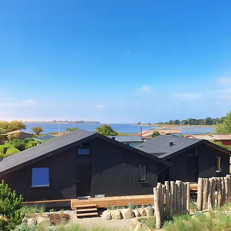 Werder -- L I E G E P L A T Z -- Ostsee 150m I Sauna I Ekamin I An Ostsee Bis 8 Pers I By 