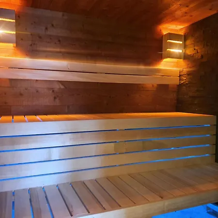 Werder -- L I E G E P L A T Z -- Ostsee 150m I Sauna I Ekamin I An Ostsee Bis 8 Pers I By 