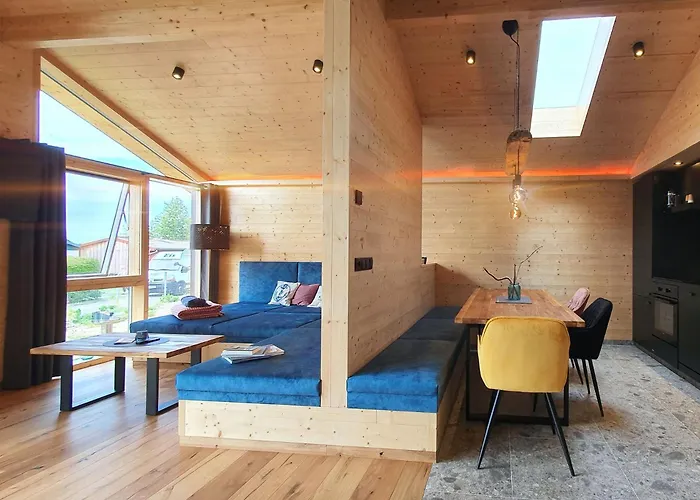 Werder -- L I E G E P L A T Z -- Ostsee 150m I Sauna I Ekamin I An Ostsee Bis 8 Pers I By 