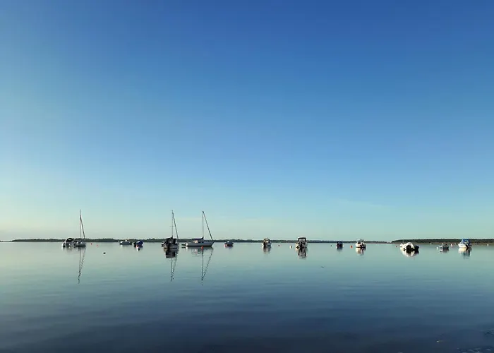 Werder -- L I E G E P L A T Z -- Ostsee 150m I Sauna I Ekamin I An Ostsee Bis 8 Pers I By 