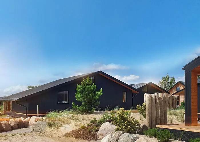 Werder -- L I E G E P L A T Z -- Ostsee 150m I Sauna I Ekamin I An Ostsee Bis 8 Pers I By 