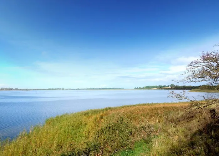 Werder -- L I E G E P L A T Z -- Ostsee 150m I Sauna I Ekamin I An Ostsee Bis 8 Pers I By 